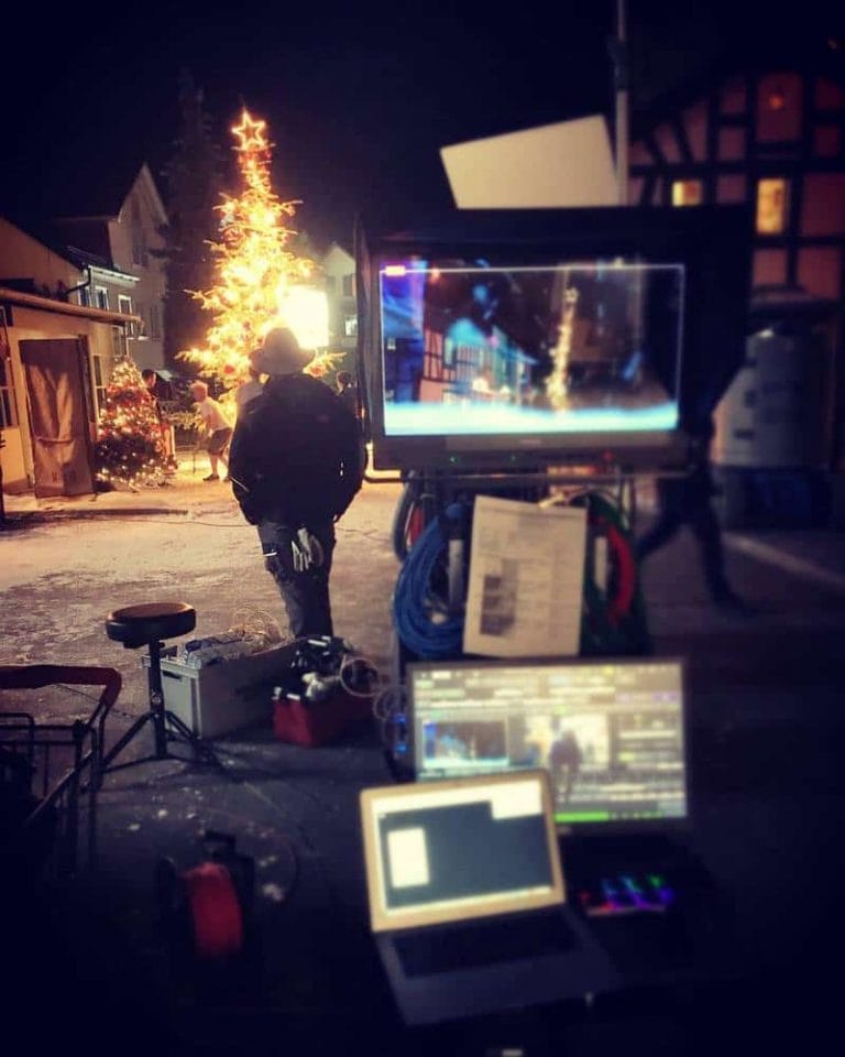 EsWeinachtetSehrMitScheeImHerbst